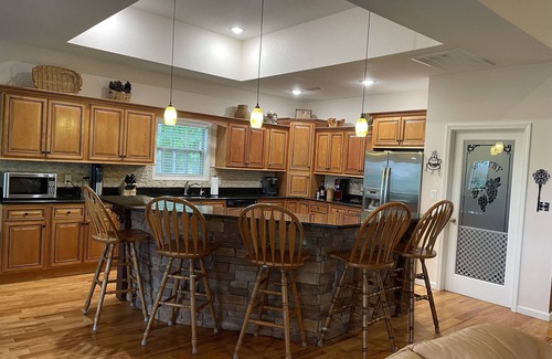 La Follette House | VIEWS VIEWS VIEWS Lake & Mountain, Perfect for Multi-Generations!