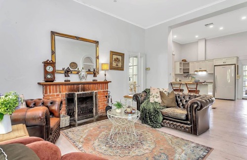 Piccadilly Apartment | Vihara Valley Heritage Estate with Country Garden
