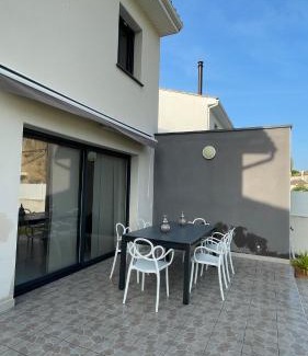 Calvisson Villa | VIILA SUD Piscine