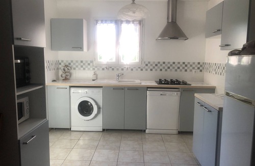 Sollies-Toucas Cottage | ViIlas Sollies Toucas rent all year