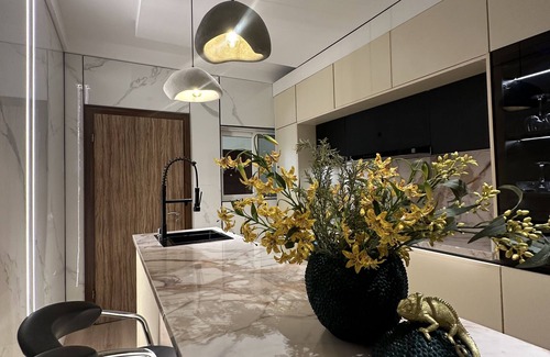 Maitama Apartment | Vika Luxury 3- Bedroom Apartment