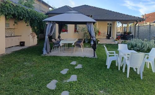 Novi Sad House | Vikendica Top House