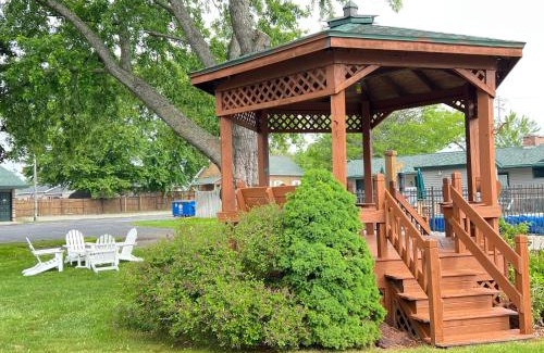 Ludington Hotel | Viking Arms Inn - Ludington