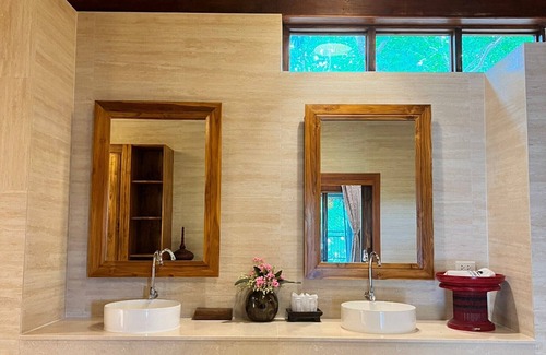 Ko Phi Phi Hotel | Viking Nature Resort