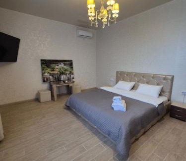 Petropavlivs'ka Borshchahivka House | Viktoriya Family 2 Country complex