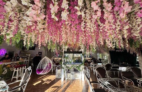 Svyatoshyns'kyi District Hotel | Viktoriya Family Hotel Restaurant complex