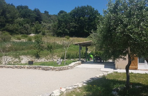 Saint-Michel-l'Observatoire Villa | Villa Les Oliviers, in the countryside near the village