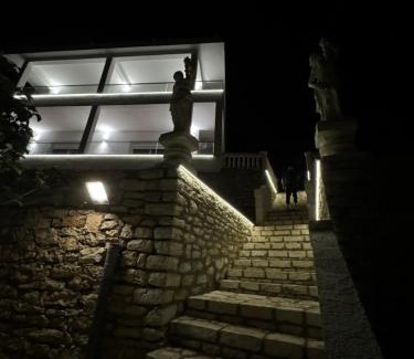 Qeparo House | Vila Alexandros
