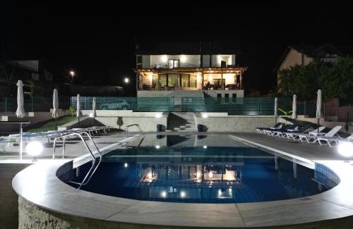 Vladesti House | Vila Alexandru