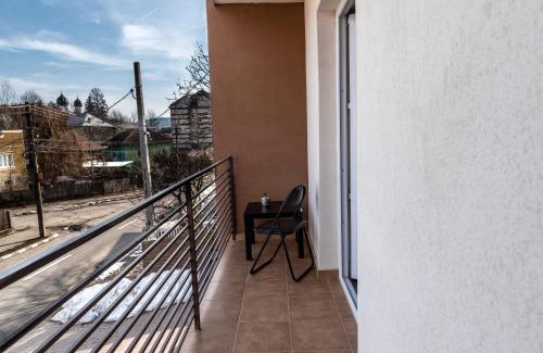 Prajila House | Vila Ana