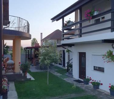 Sanmartin House | Vila Ardelean