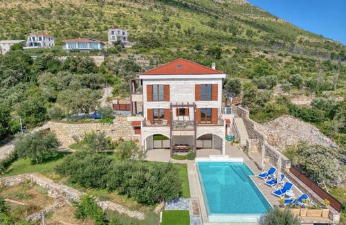 Krstac Villa | Vila Aria vista