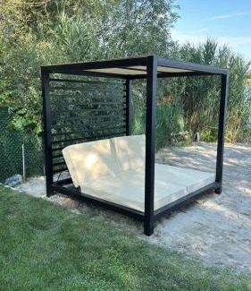 Becej House | Vila Barcelona Curug