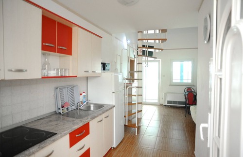 Caska Apartment | Vila Caska -ap10 - for 6 people- Zrce beach, pool, wifi, air conditioner