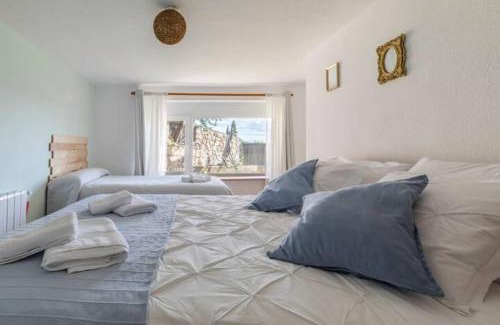 Valdemorillo House | Vila Cristina
