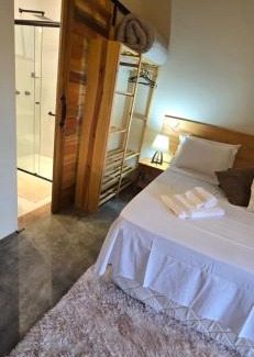 Munhoz House | Vila D'Angelo