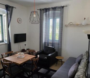 Radovici Apartment | Vila Dara 1924