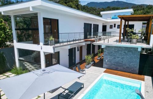 Barra Velha Apartment | Vila das Aguas Ilhabela