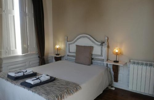 Casal de Ermio House | Vila Delfina