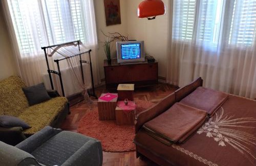 Perucac House | Vila Dina