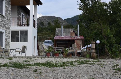 Tirana Cabin | VILA DISHA