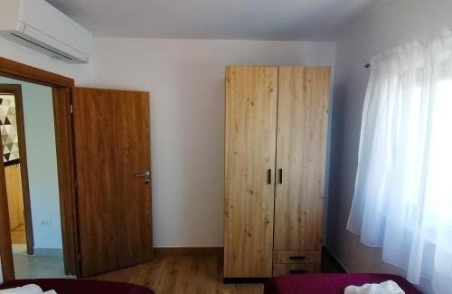 Kremena Villa | Vila DoLaNi