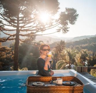 DIVINEIA Villa | Vila dos Cedros