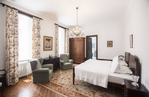 Luso House | Vila Duparchy