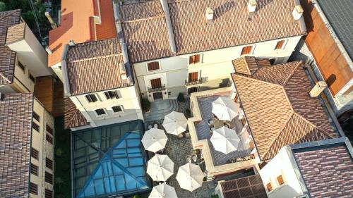 Korce Hotel | Vila Ebel Hotel Pool & Spa