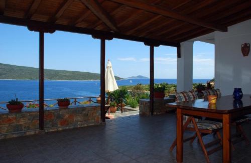 Steni Vala House | Vila Elena 1astoning view