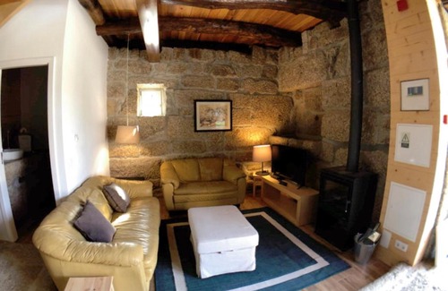 Casteloes House | Vila Forno