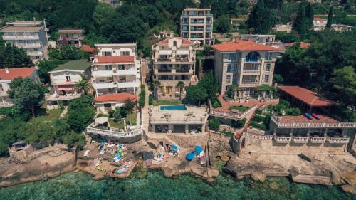 Sutomore House | Vila Fortuna