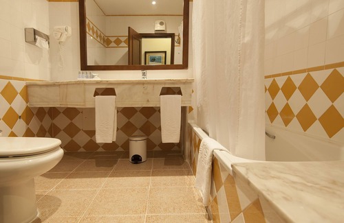 Beja Hotel | Vila Gale Alentejo Vineyards (Clube de Campo)
