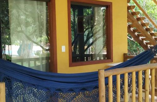 Acu da Torre Cabin | Vila Hen Praia do Forte - Studios com Varanda e Piscina - Quintas do Castelo da Torre - Reserva Sapiranga - 3,6km da Vila