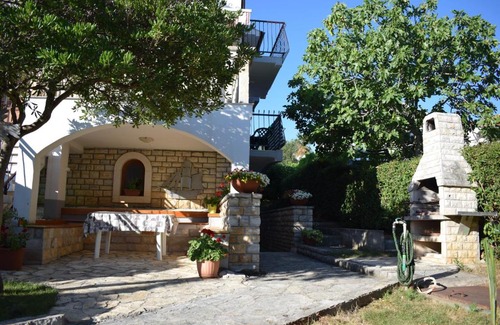 Sveti Filip i Jakov House | Vila Jelena - Studio apartments for 2 to 3 persons in Sv Filip i Jakov