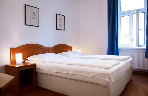 Vokovice House | Vila Josefina