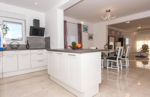 Seget Villa | VILA KATHY - SEGET VRANJICA