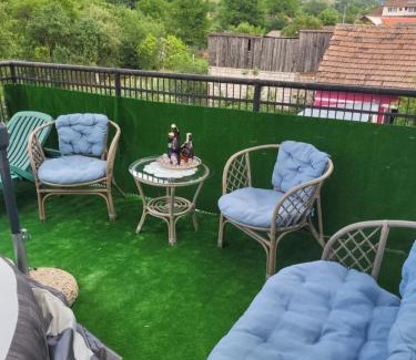 Hateg House | Vila la Izvorul Putinei