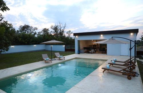 Becej Villa | Vila Marra