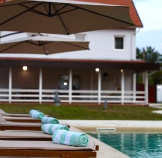 Becej Villa | Vila Marra