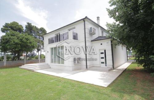 Podgorica Villa | Vila Mikeli