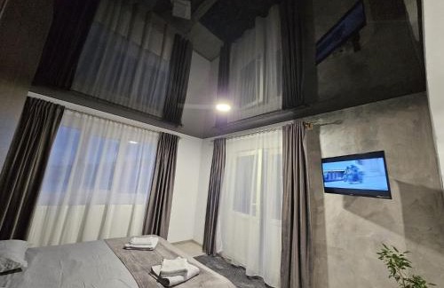 Letcani House | Vila Noris