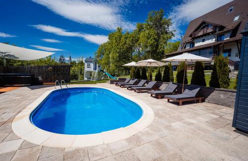 Breaza de Jos Villa | Vila Oia Wellness & Spa