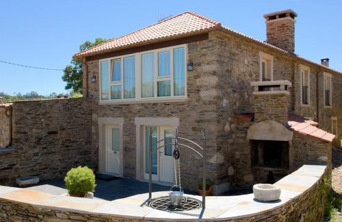 Catasol House | VILA PEREGRINA-taxi gratis
