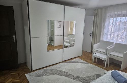 Sjenica Apartment | Vila Petunija