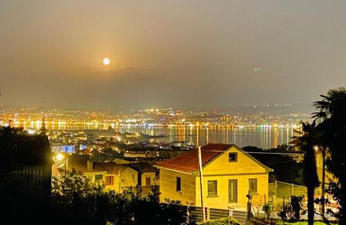 Cangas Apartment | Vila Pombal