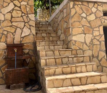 Danilovgrad Bed & Breakfast | Vila Razic