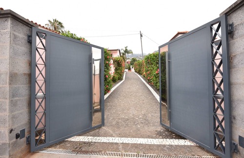 Sao Roque House | Vila Santana (Living with Glamor)