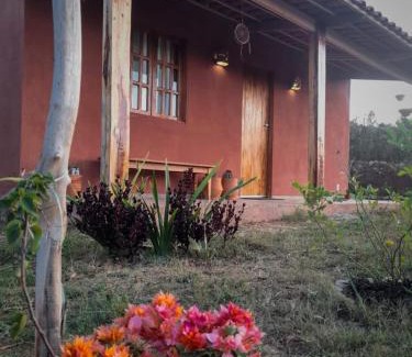 Ibicoara House | Vila Sincorá - Chalé para 4 pessoas com cozinha a 2 km da portaria da Cachoeira do Buracão