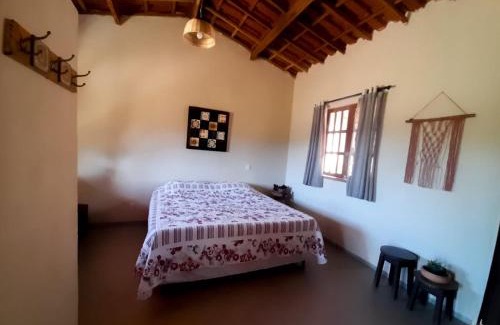 Ibicoara House | Vila Sincorá - Chalé para 4 pessoas com cozinha a 2 km da portaria da Cachoeira do Buracão